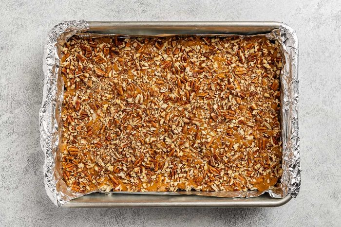 preparing the remaining layers of the cookies.