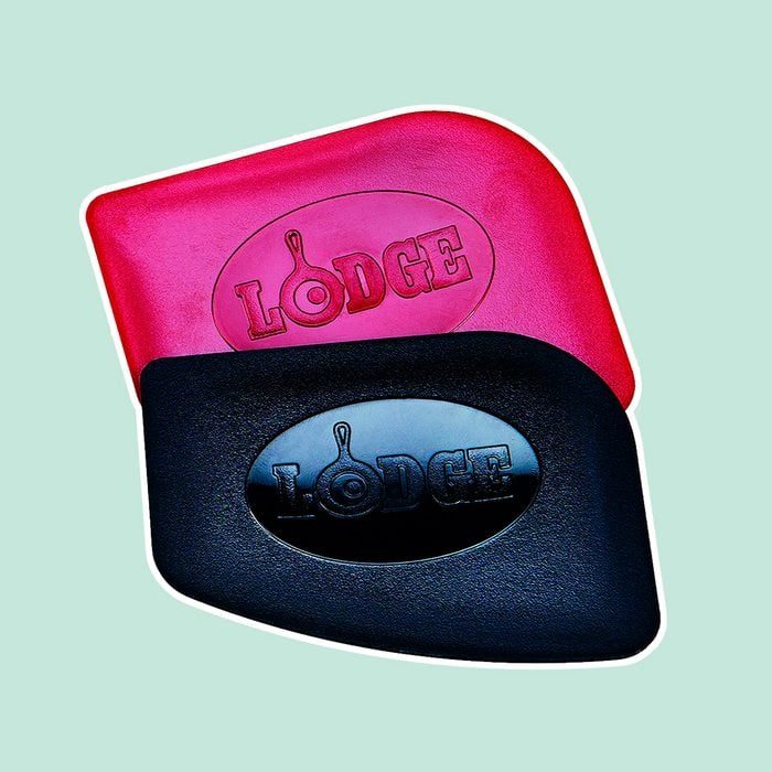 Lodge Pan Scrapers. Handheld Polycarbonate Cast Iron Pan Cleaners 