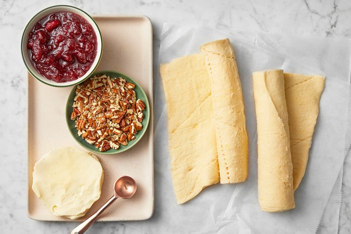 Cranberry Brie Bites Tohcom24 77615 Dr 12 10 04b