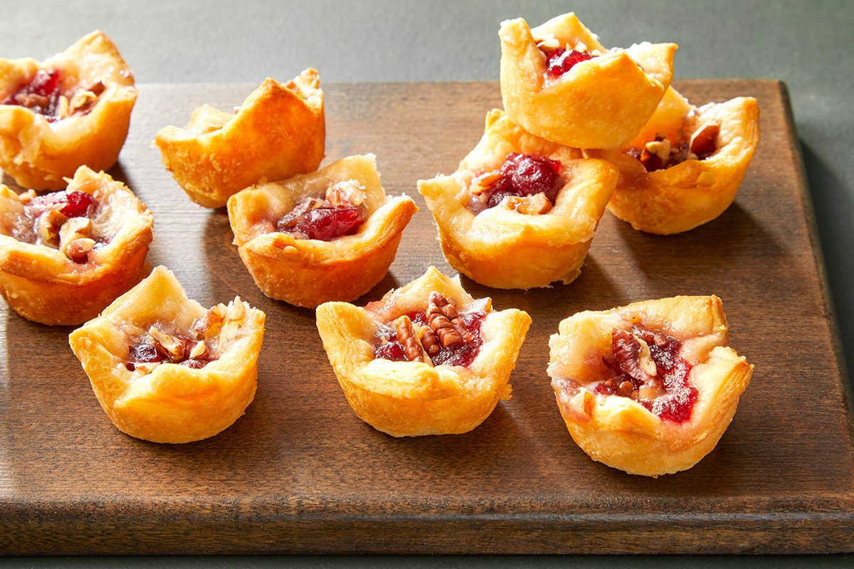 Cranberry Brie Bites Tohcom24 77615 Dr 12 10 11b