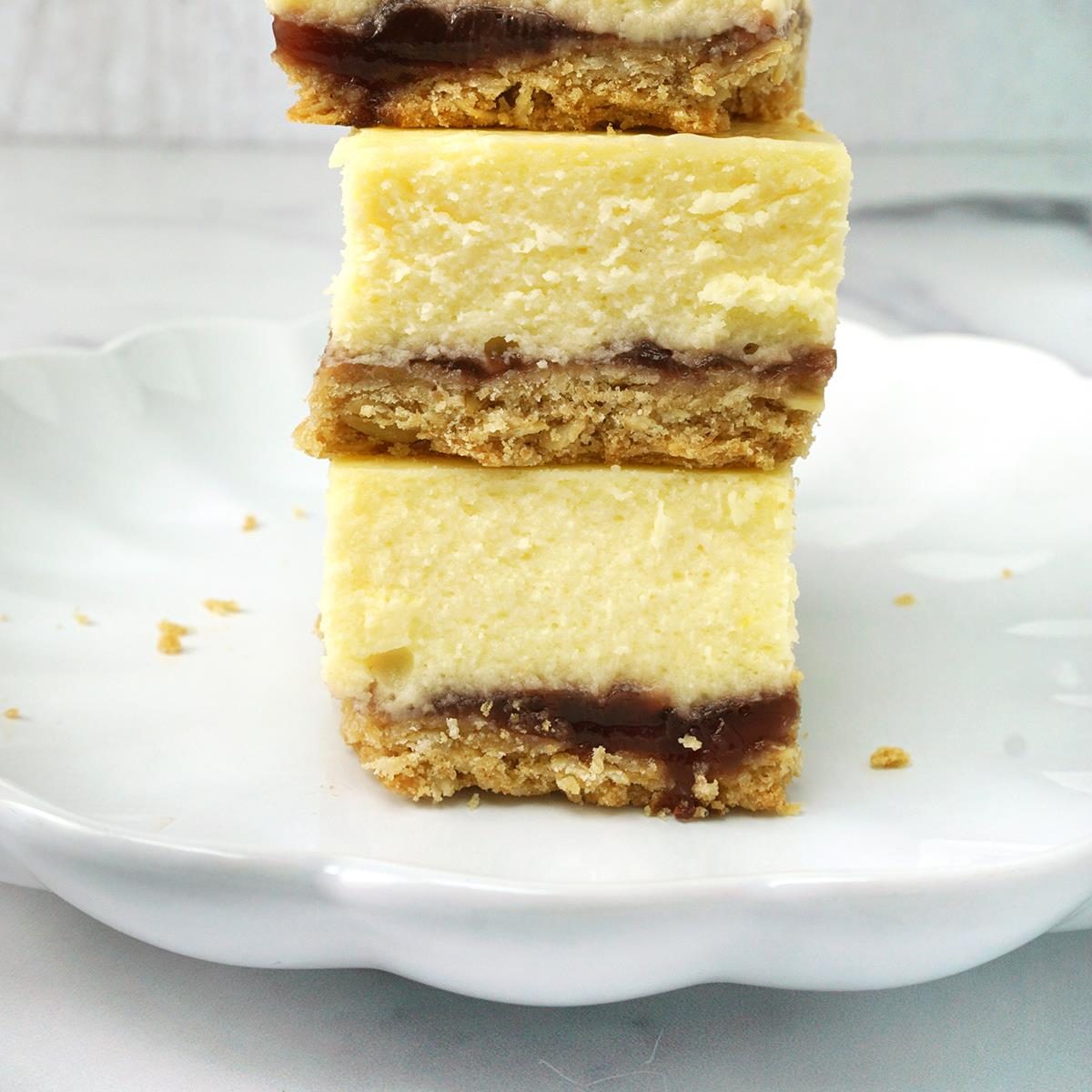 Lemon Cheesecake Squares