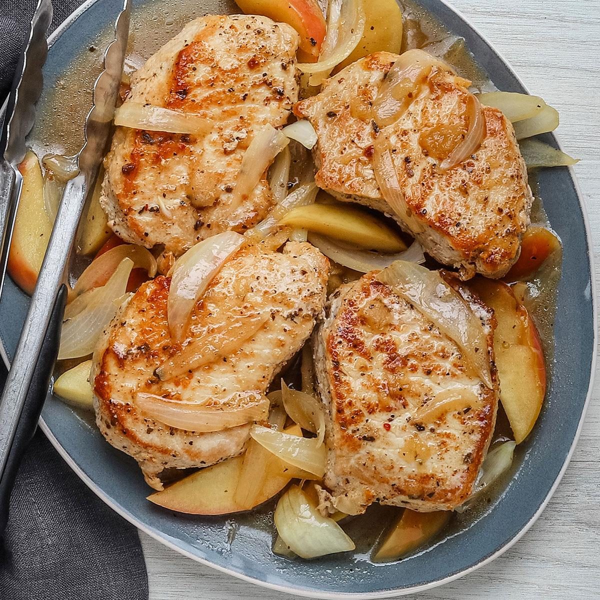 Skillet Pork Chops with Apples & Onion
