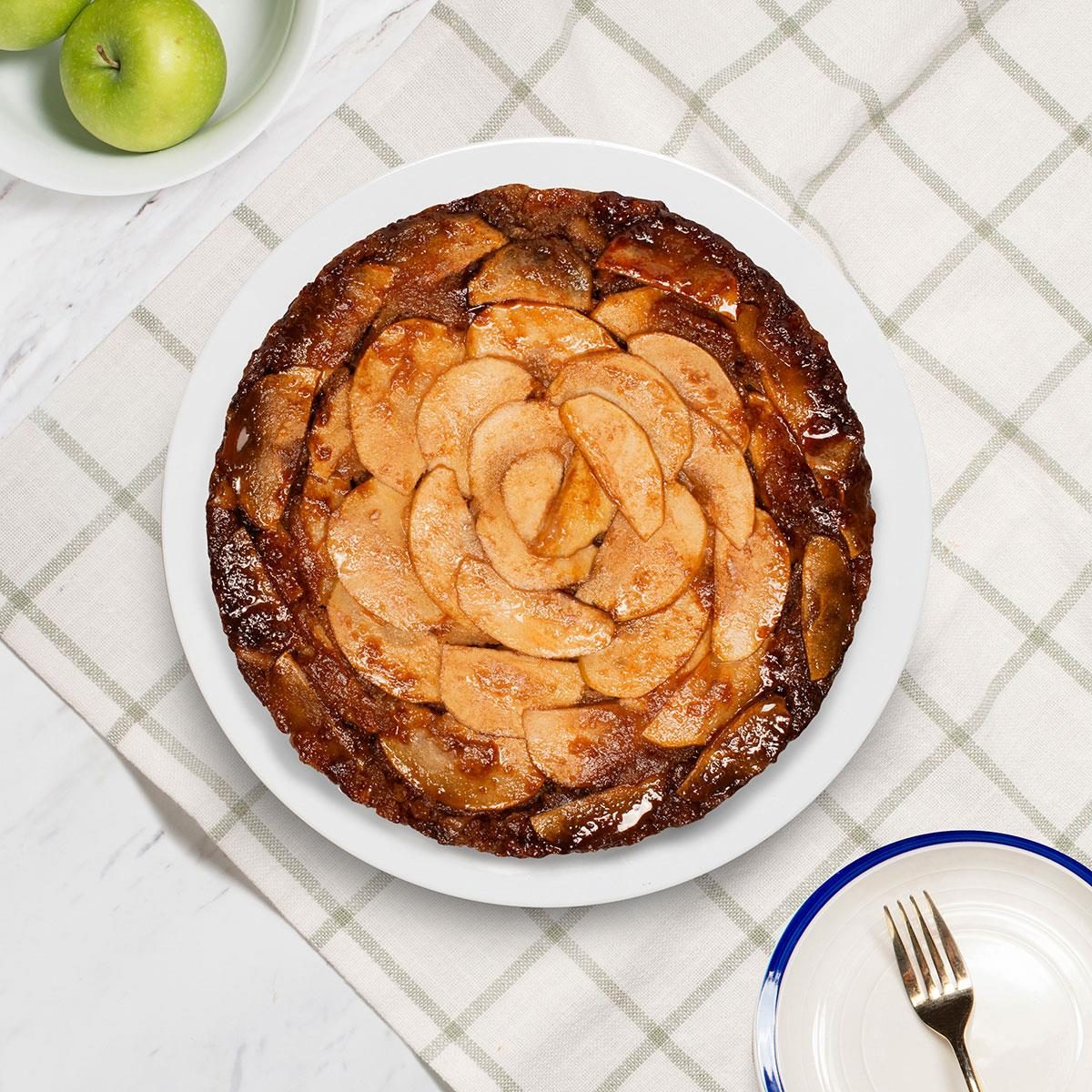 Apple Upside-Down Cake