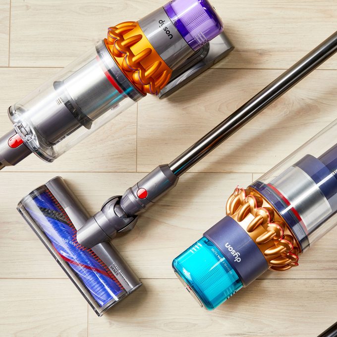 Shark Vs Dyson Toha Stvacuum 031324 Dyson Ef Dyson Group