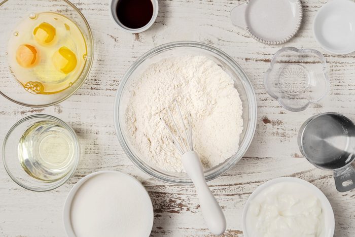 flour, baking soda, baking powder and salt whisked together in a bowl