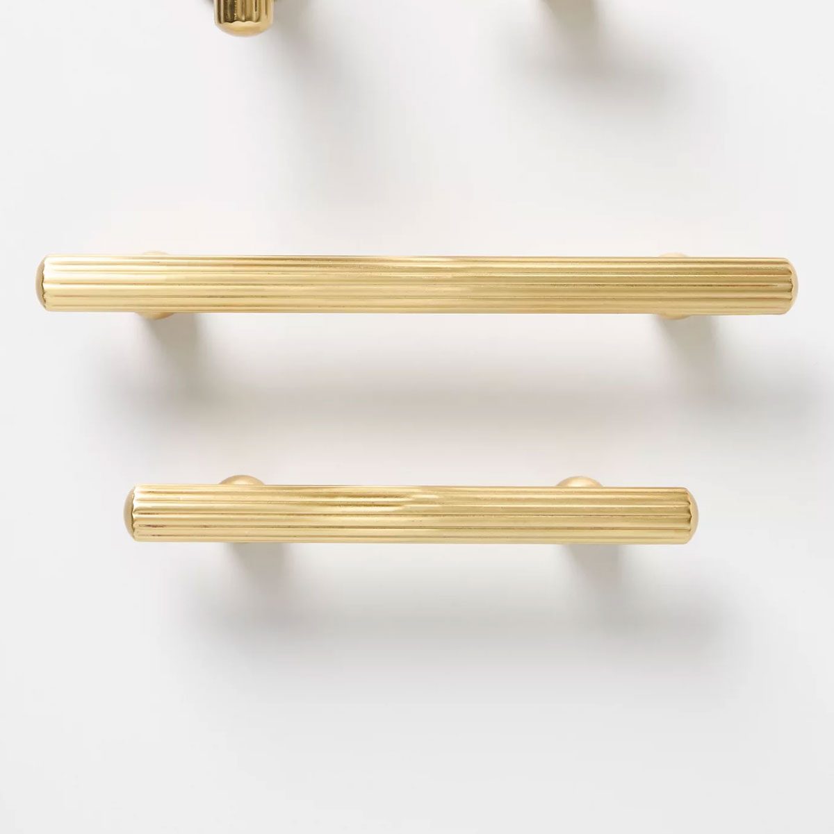 Adlina Fluted Handle