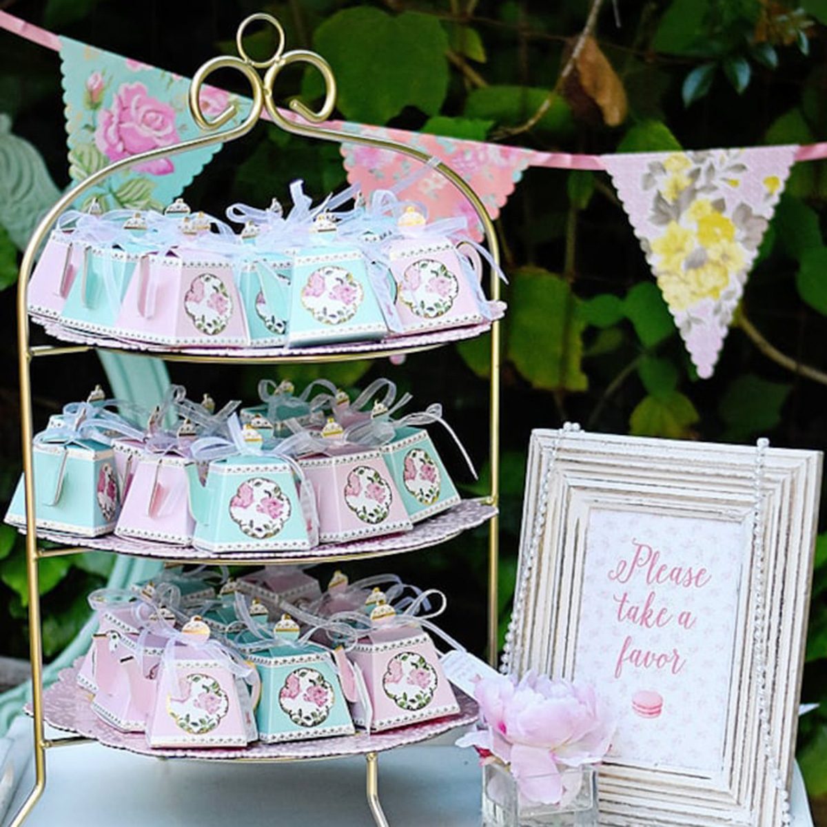 20 Birthday Party Favors For Adults