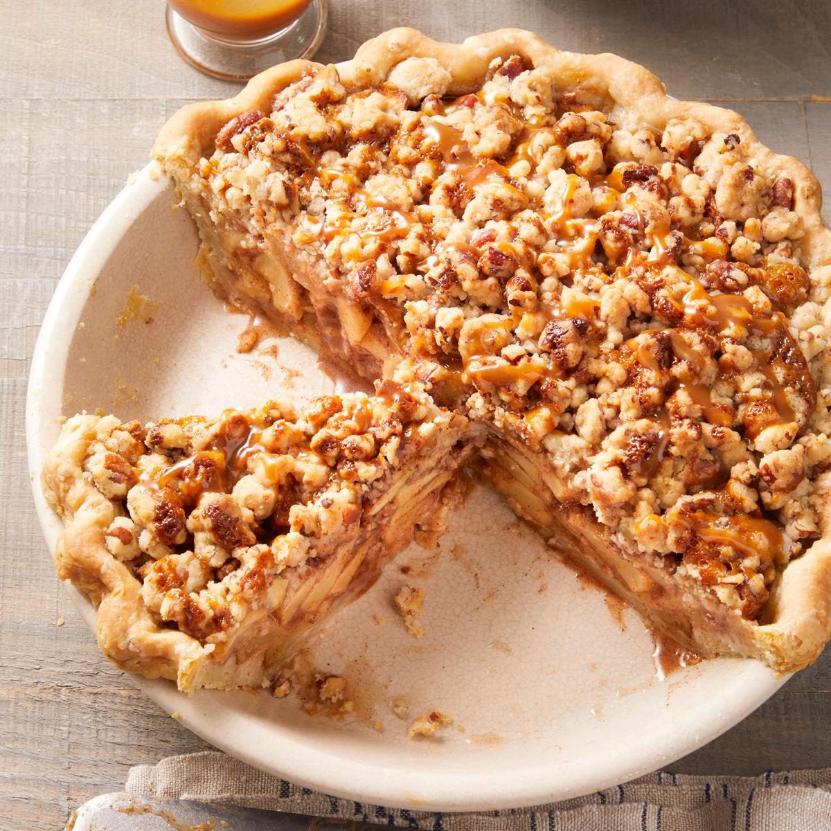 Caramel Apple Pecan Pie