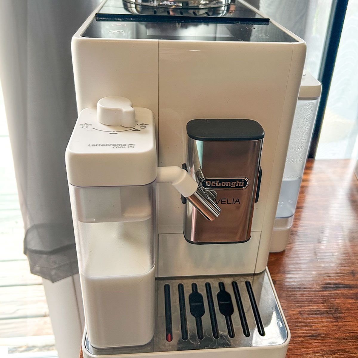 Rivelia Espresso Machine 
