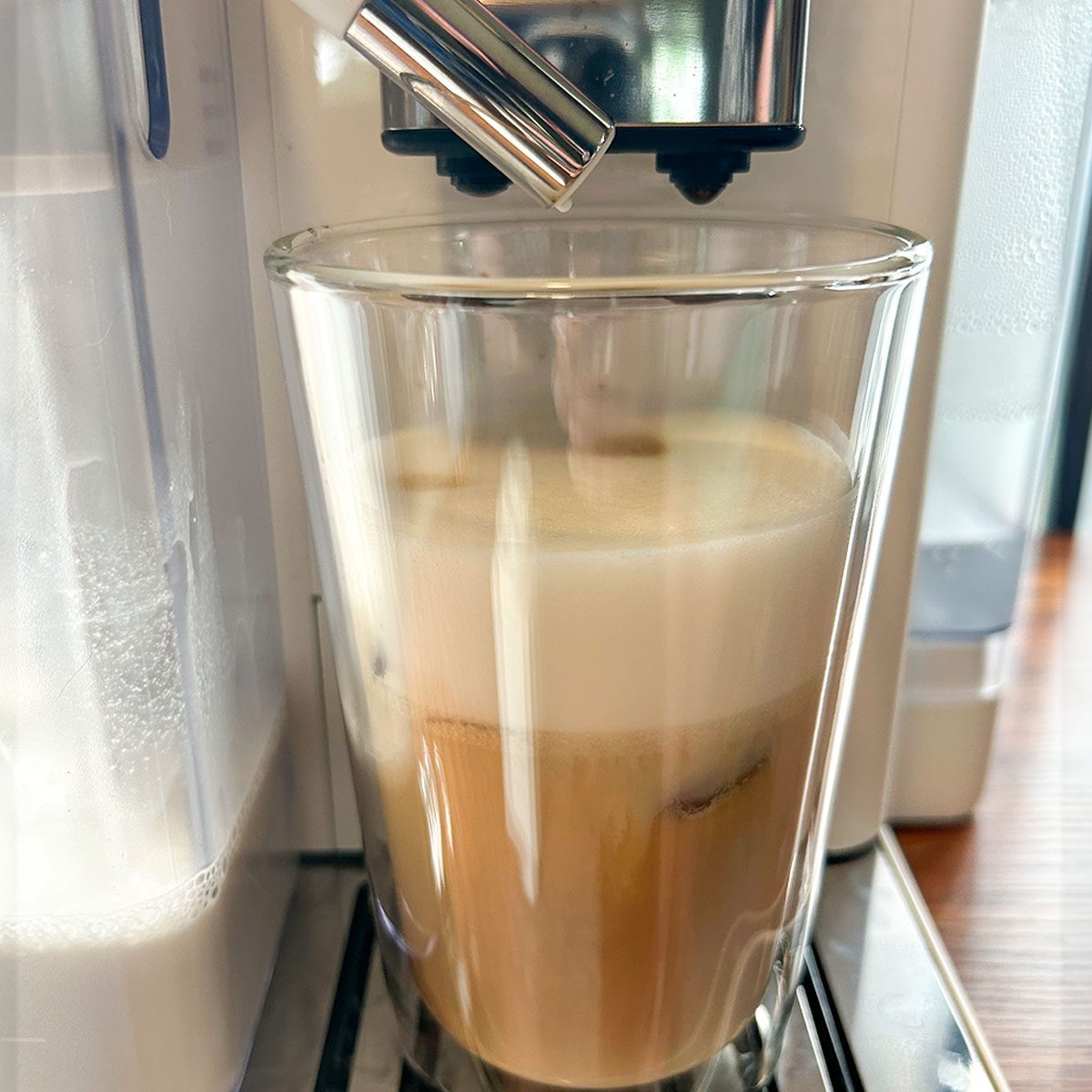 Rivelia Espresso Machine