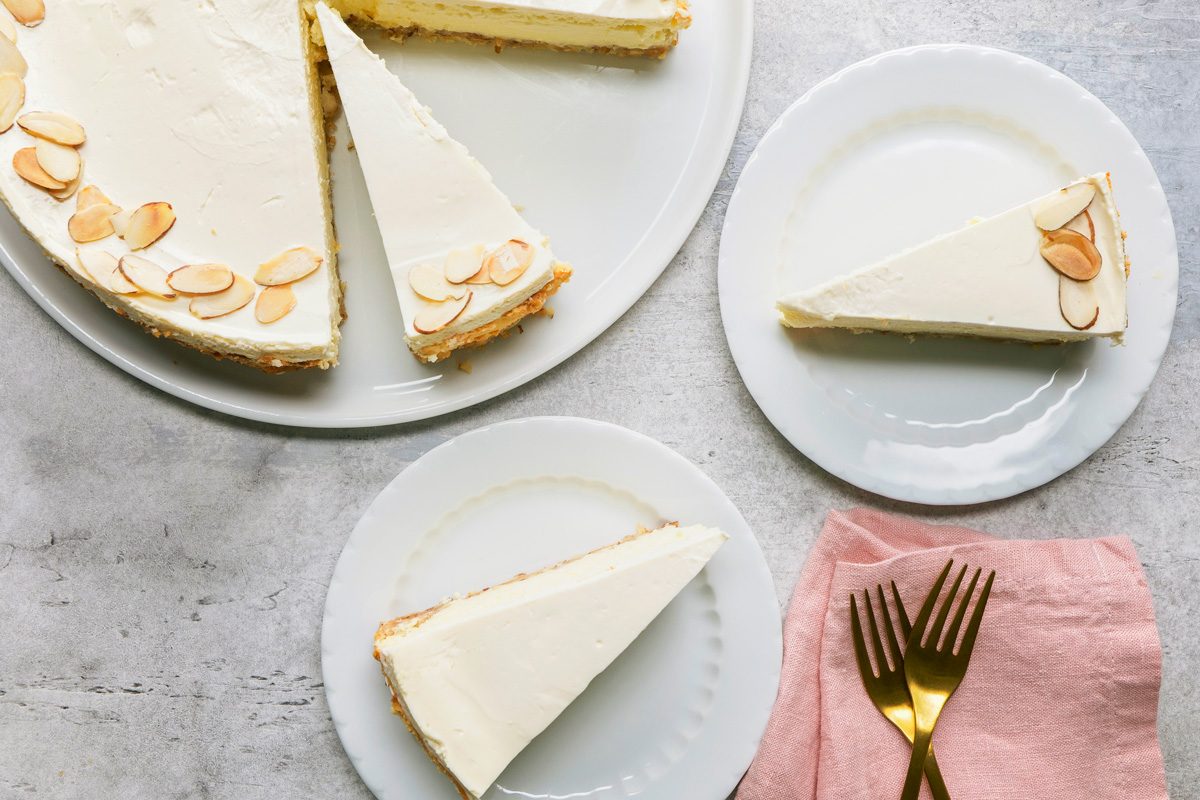 Almond Cheesecake