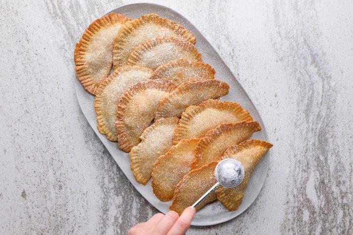 dusting pies with confectioner's sugar