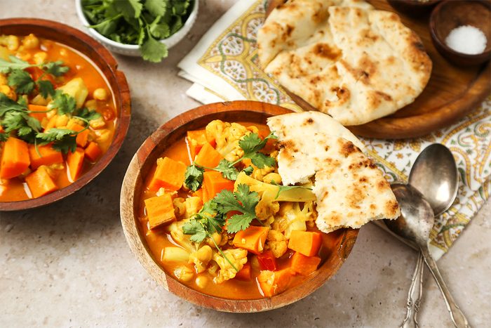 Slow Cooker Vegetable Curry Tohd25 148481 Jonathanmelendez 03