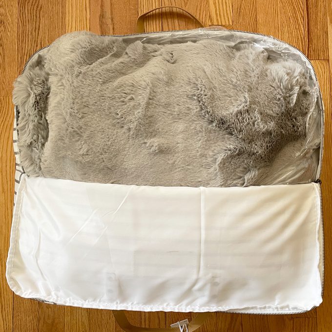 The Cozy Earth Cuddle Blanket Is Expensive Cozy Earth Cuddle Blanket