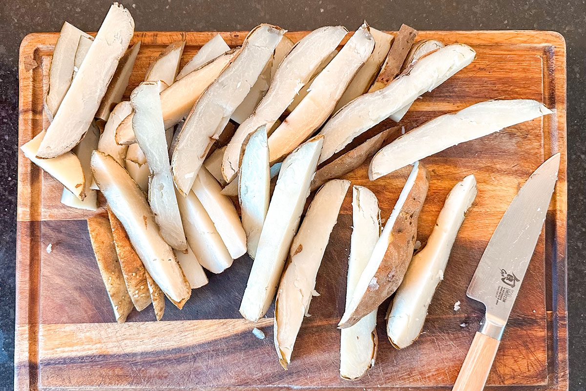 I Tried Alton Brown’s Mess Free Secret For Perfect French Fries Alton Fries 1 Lindsay Parrill For Taste Of Home