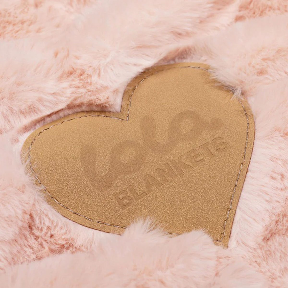 Lola Is Launching the Dreamiest Pink Blanket—Just in Time for Valentine’s Day
