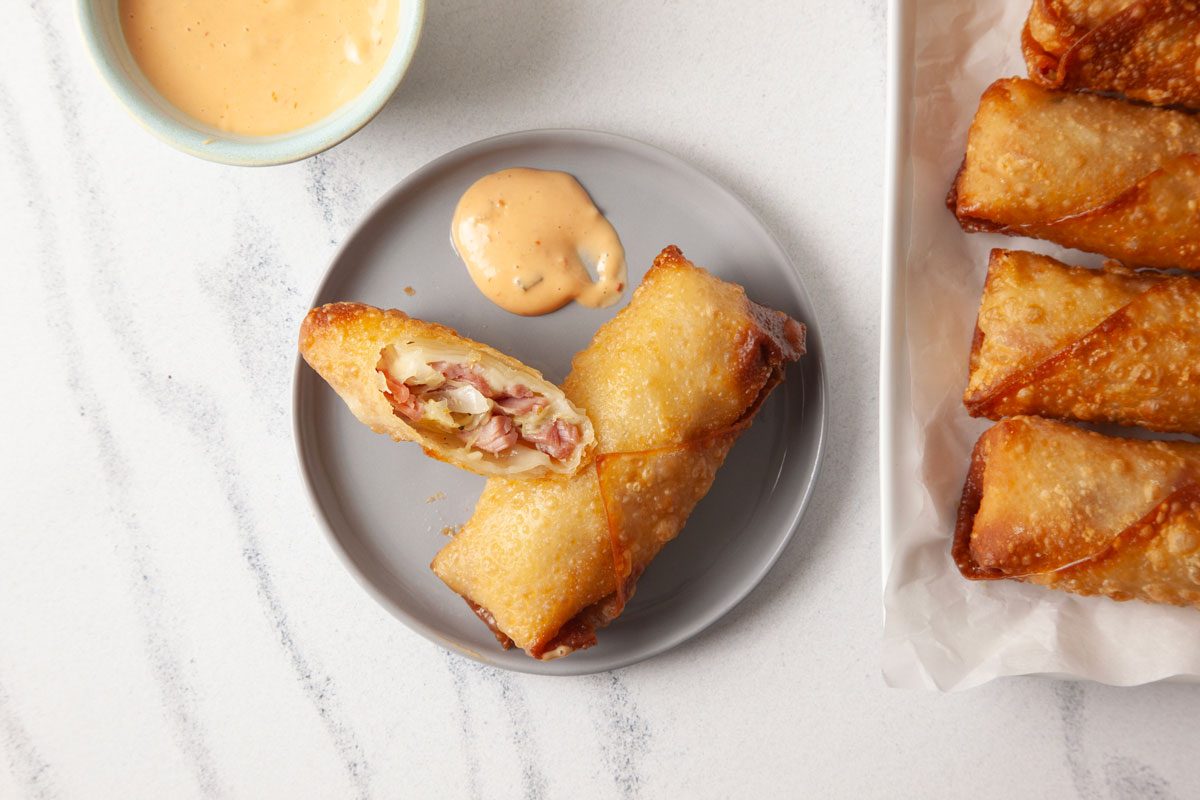 Corned Beef Egg Rolls Tohd25 282267 Sarahtramonte 6