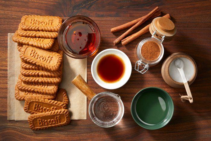 water, golden syrup, Biscoff cookies, coconut oil, vanilla, cinnamon