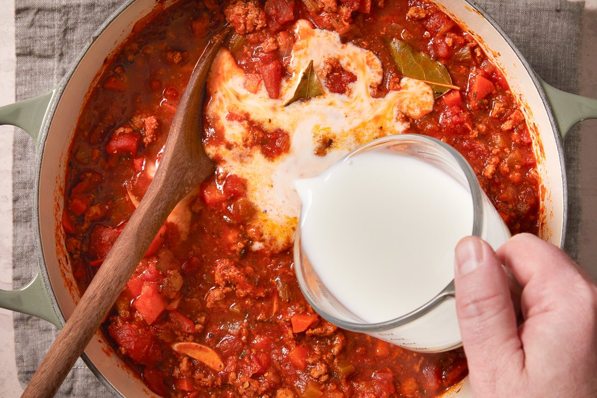 milk being acted to the stockpot